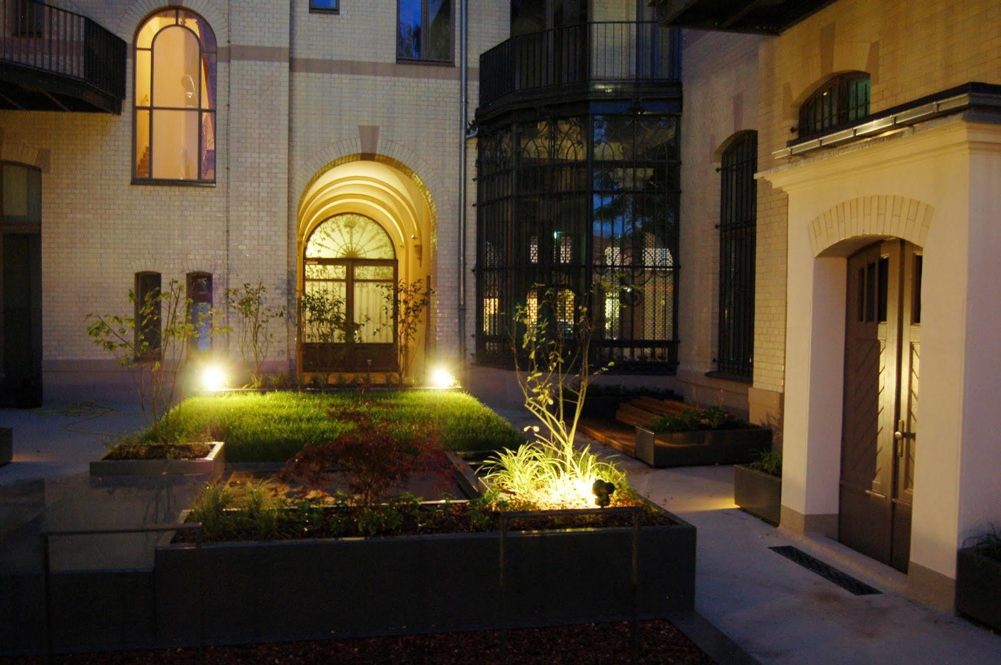 Aptc Downtown Monument4Rent Near Checkpoint Charlie Berlin Exterior foto